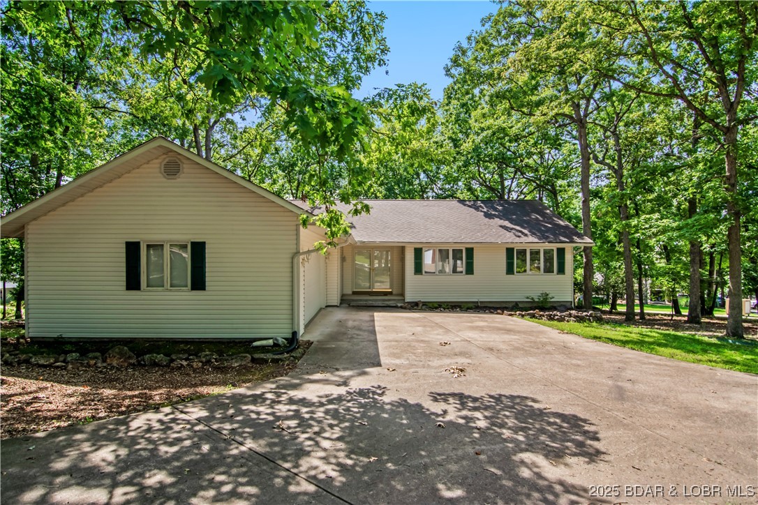 Four Seasons, Missouri 65049, United States, 3 Bedrooms Bedrooms, ,3 BathroomsBathrooms,Residential,Contingent,175553