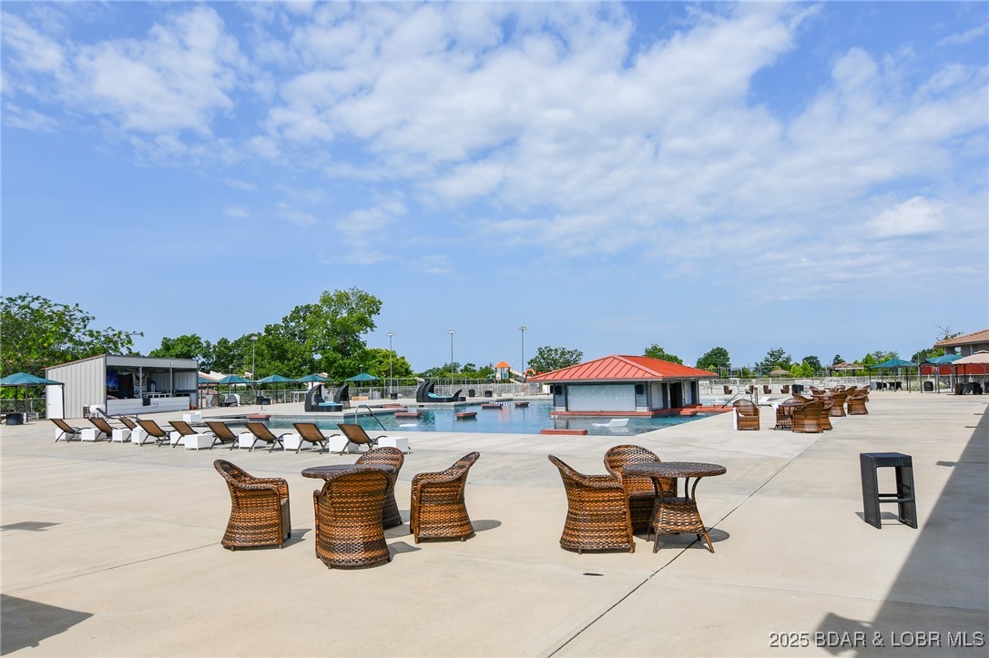 Four Seasons Racqt-Cntry Club - Residential