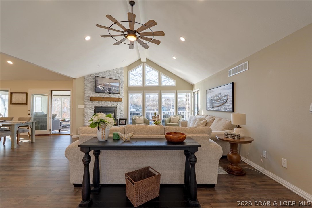 Imperial Point - Residential