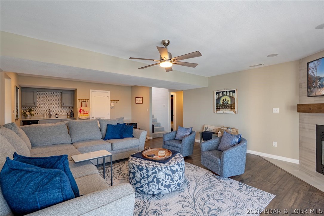 Imperial Point - Residential