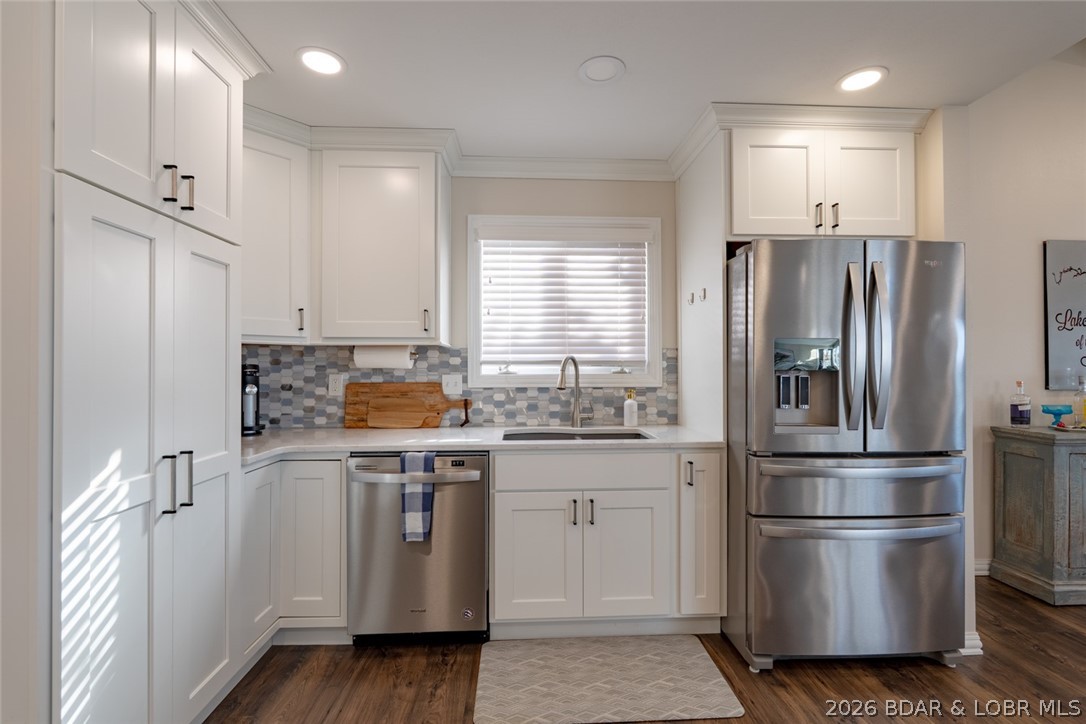 Imperial Point - Residential