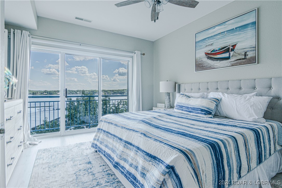 Lake Ozark, Missouri 65049, United States, 4 Bedrooms Bedrooms, ,4 BathroomsBathrooms,Residential,Active,41784