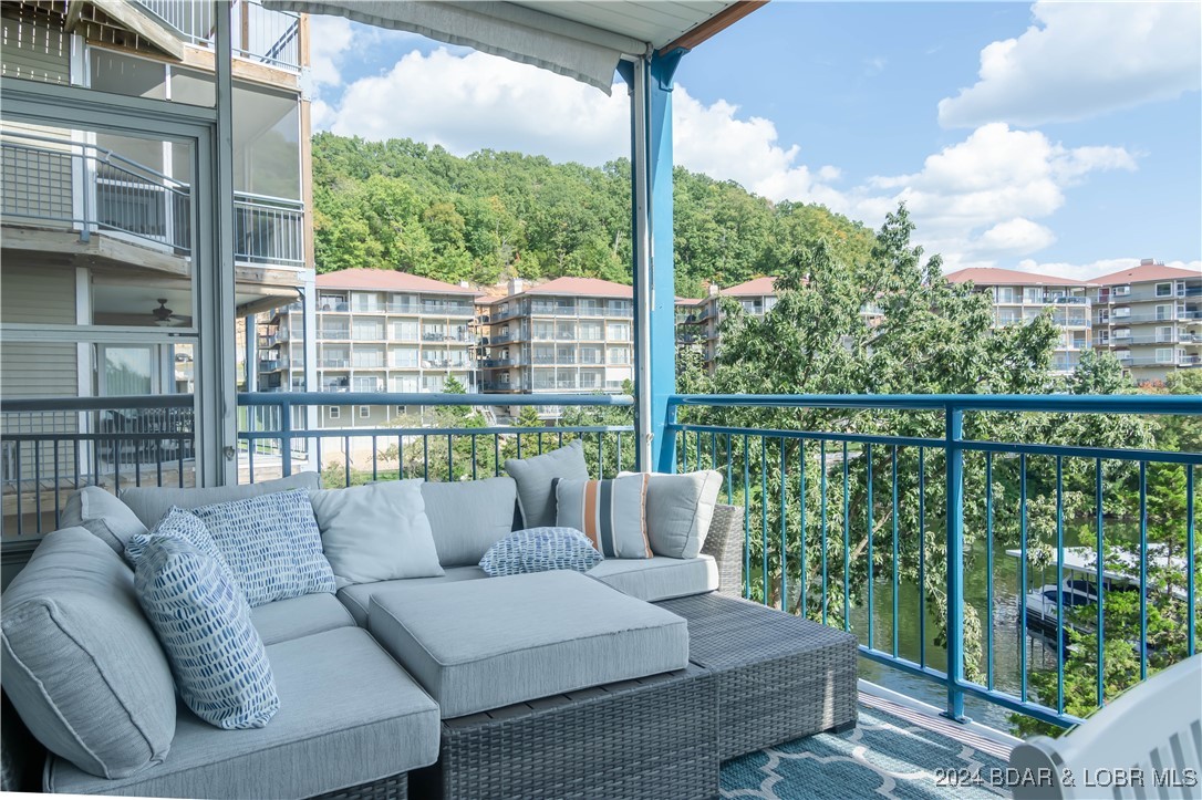 Lake Ozark, Missouri 65049, United States, 4 Bedrooms Bedrooms, ,4 BathroomsBathrooms,Residential,Active,41784