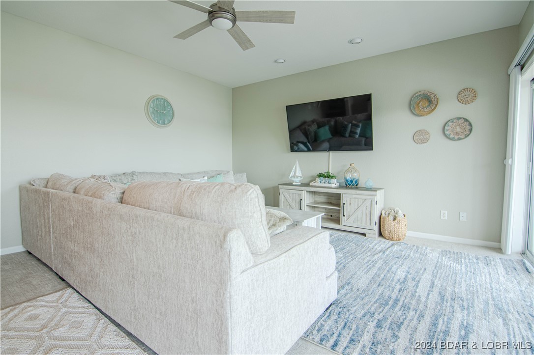 Lake Ozark, Missouri 65049, United States, 4 Bedrooms Bedrooms, ,4 BathroomsBathrooms,Residential,Active,41784