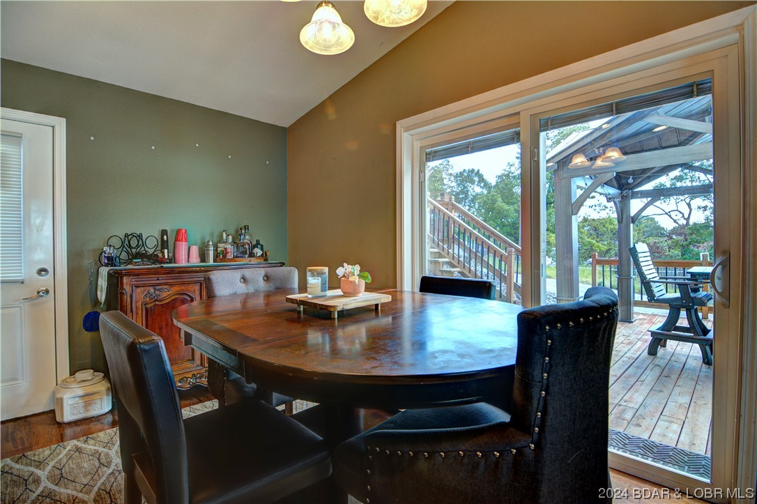 Lake Ozark, Missouri 65049, United States, 4 Bedrooms Bedrooms, ,3 BathroomsBathrooms,Residential,Active,63576