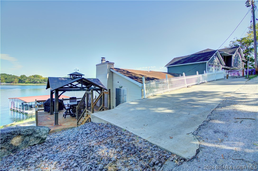 Lake Ozark, Missouri 65049, United States, 4 Bedrooms Bedrooms, ,3 BathroomsBathrooms,Residential,Active,63576