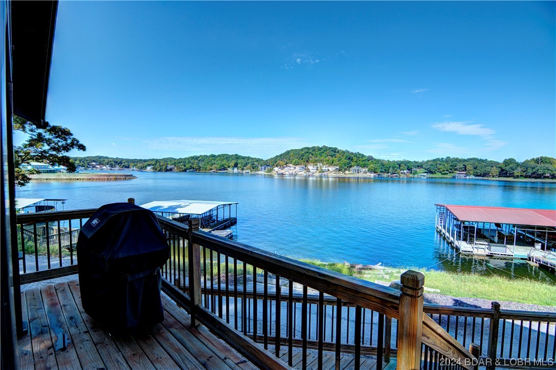 Lake Ozark, Missouri 65049, United States, 4 Bedrooms Bedrooms, ,3 BathroomsBathrooms,Residential,Active,63576