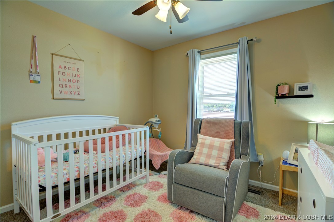 Lake Ozark, Missouri 65049, United States, 4 Bedrooms Bedrooms, ,3 BathroomsBathrooms,Residential,Active,63576