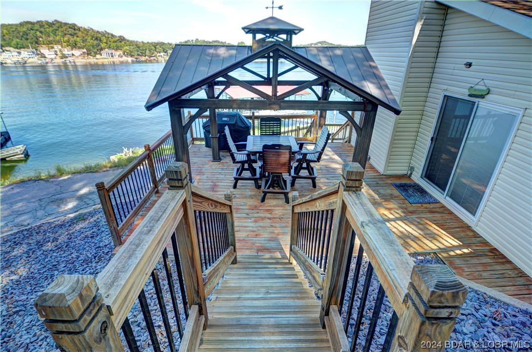Lake Ozark, Missouri 65049, United States, 4 Bedrooms Bedrooms, ,3 BathroomsBathrooms,Residential,Active,63576