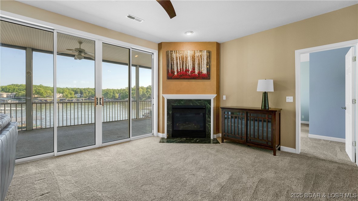 The Evergreens On The Lake - Residential