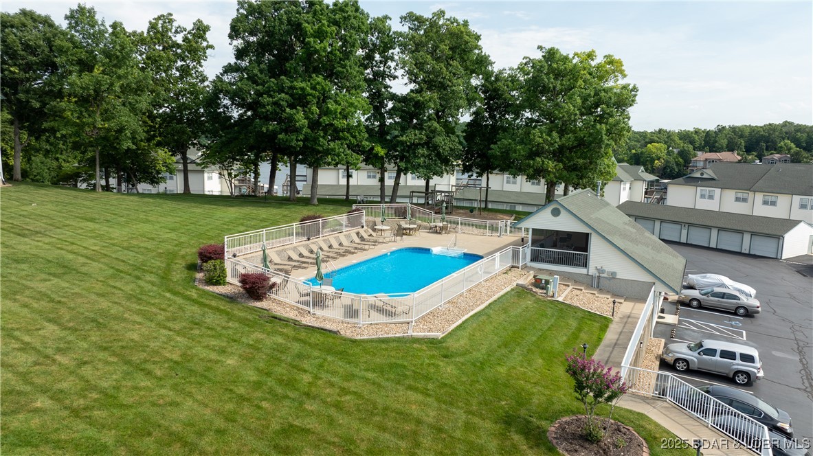 The Evergreens On The Lake - Residential