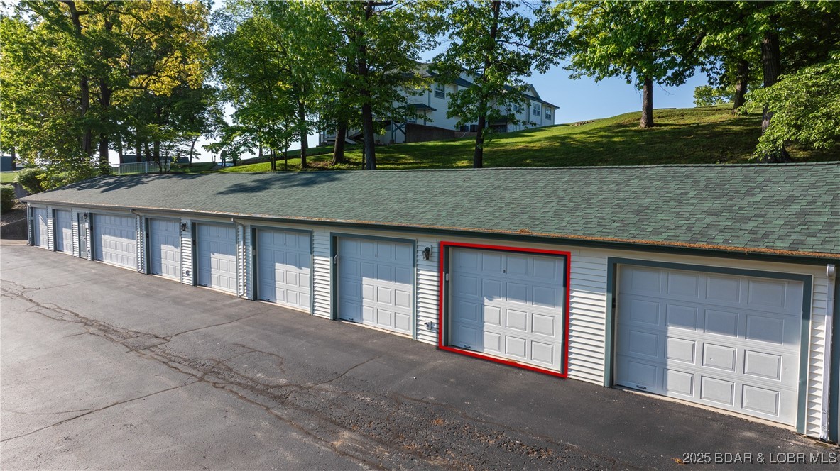 The Evergreens On The Lake - Residential