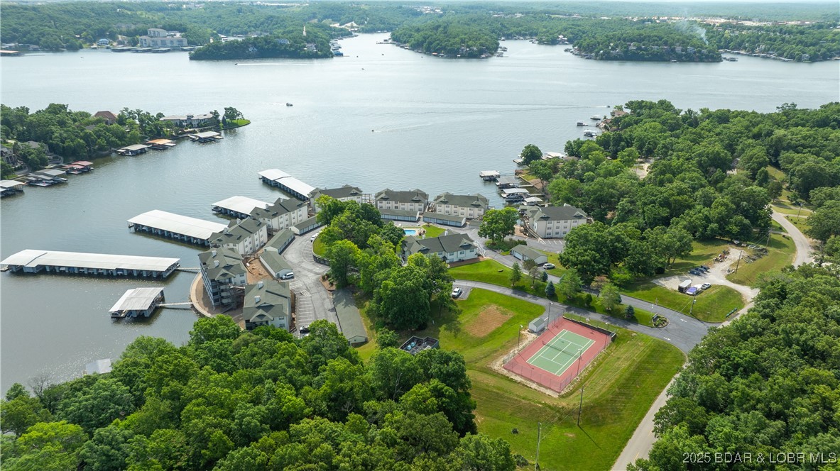 The Evergreens On The Lake - Residential