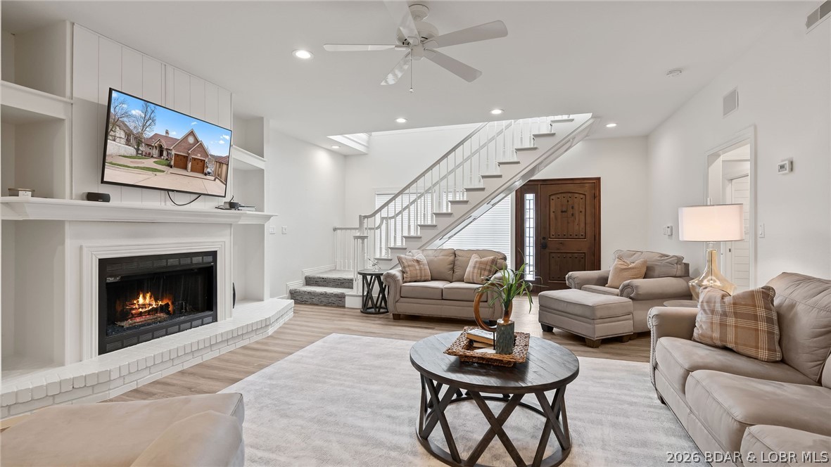 Grand Point No. 2 - Residential