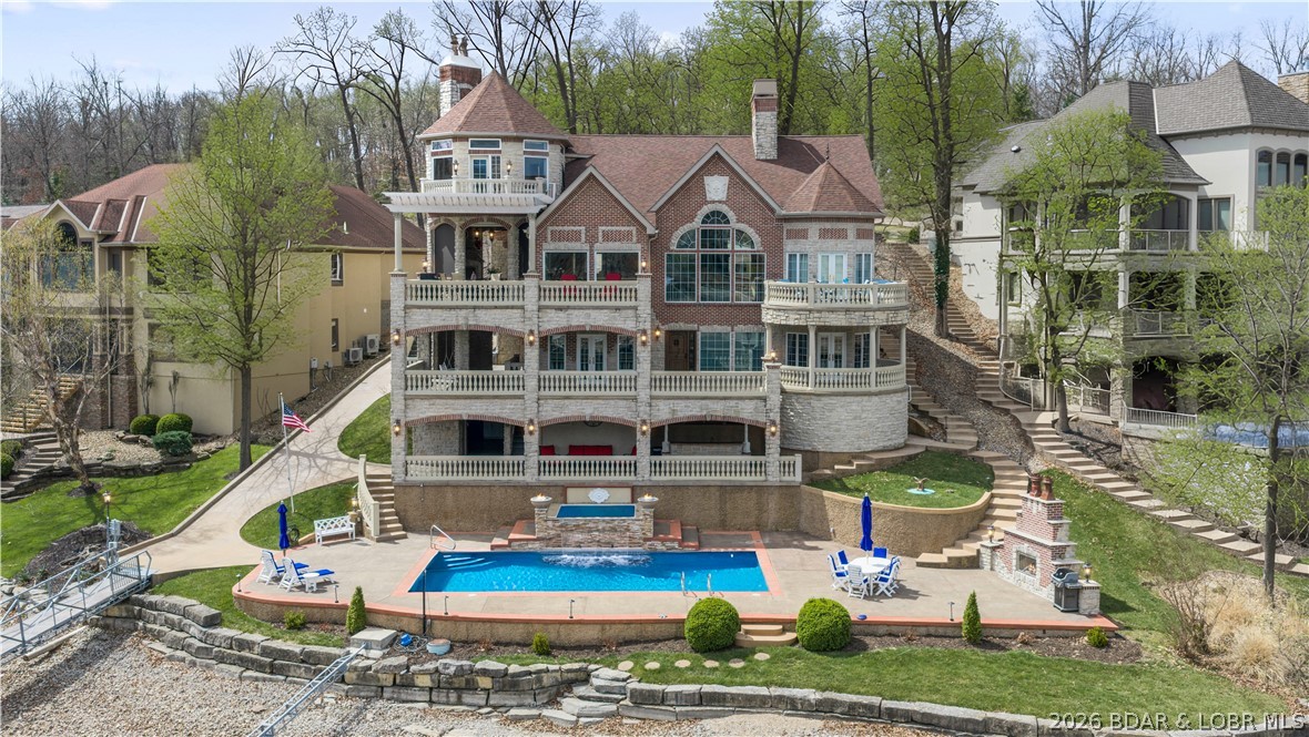 Grand Point No. 2 - Residential