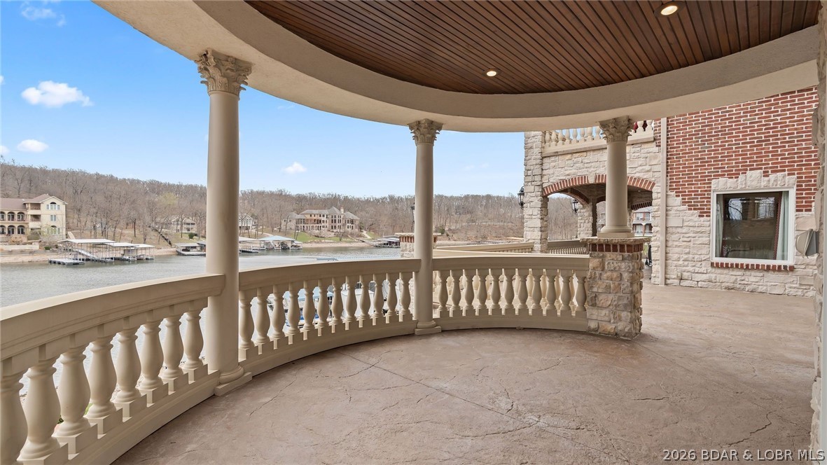 Grand Point No. 2 - Residential