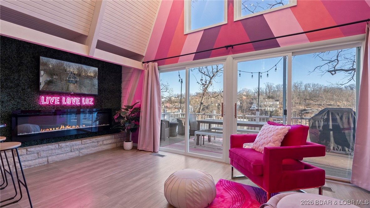 Horseshoe Bend #5 - Residential