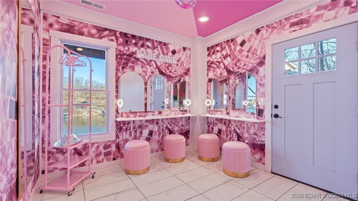 Horseshoe Bend #5 - Residential