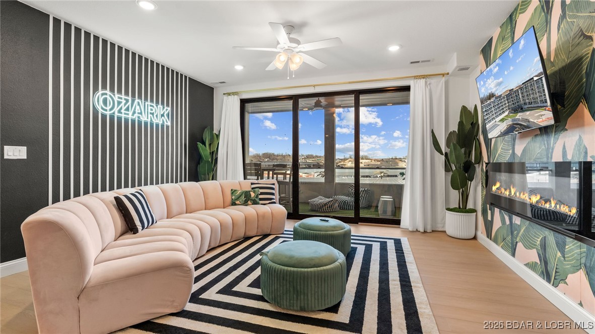 Horseshoe Bend #5 - Residential