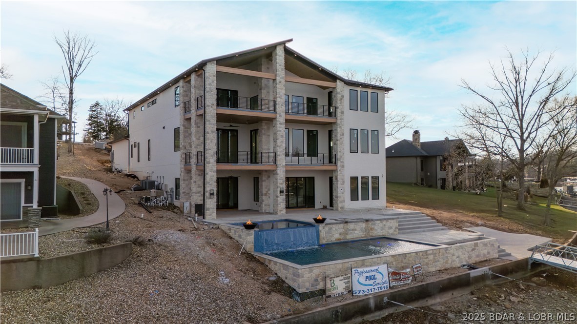 Casas Del Lago - Residential