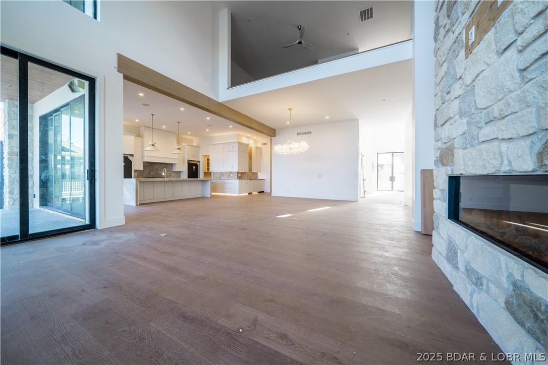 Casas Del Lago - Residential