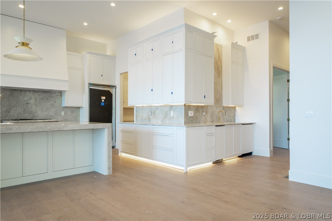 Casas Del Lago - Residential