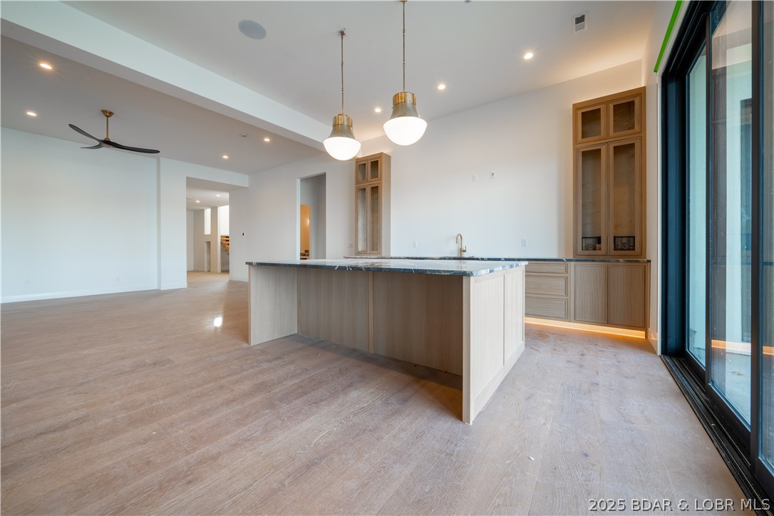 Casas Del Lago - Residential