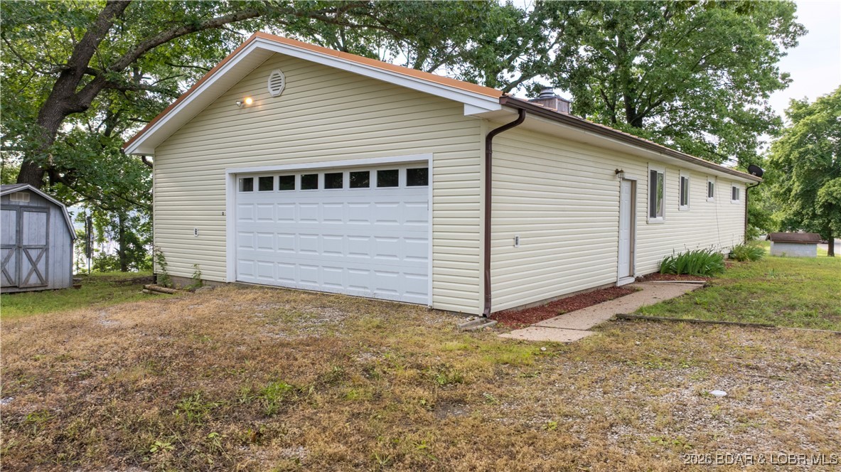 El Tampa Acres - Residential
