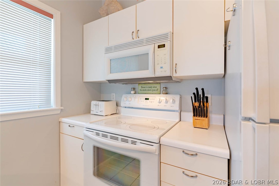 The Willows On The Lake - Residential