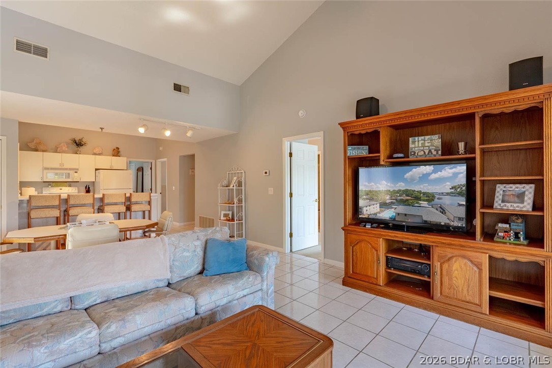 The Willows On The Lake - Residential