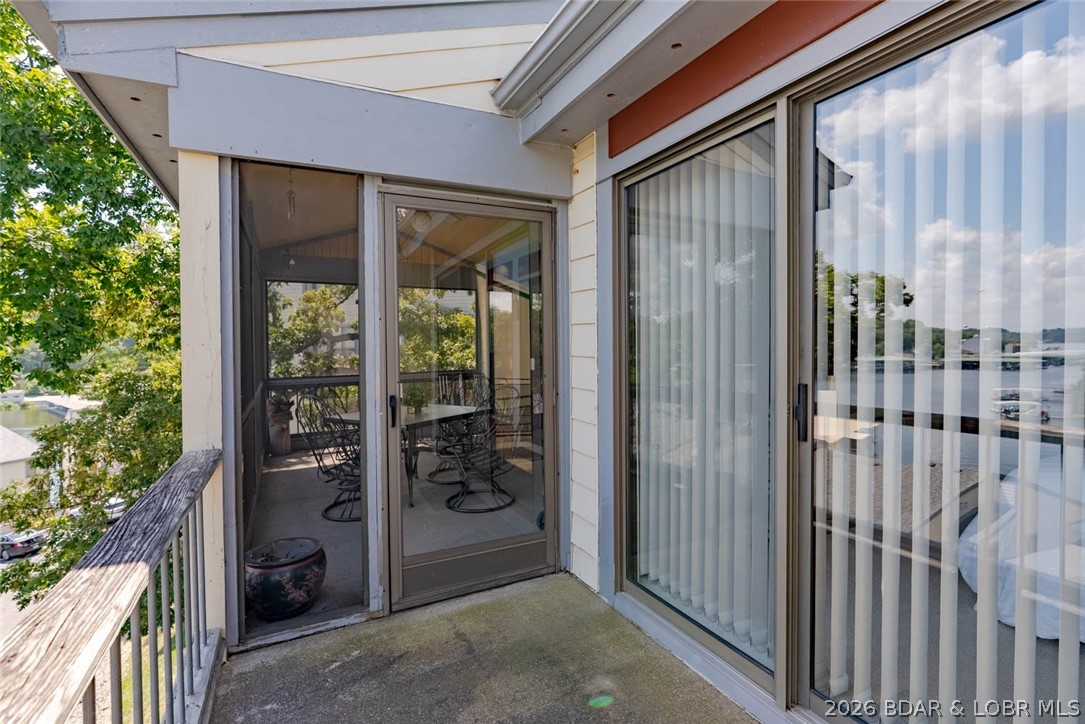 The Willows On The Lake - Residential