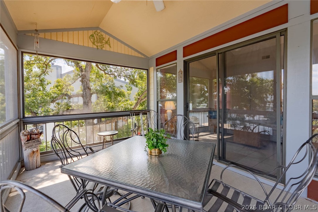 The Willows On The Lake - Residential