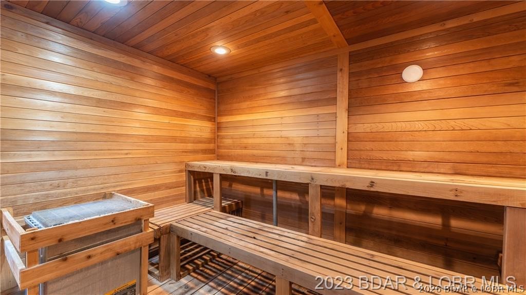 Summer Ridge Condominiums - Residential