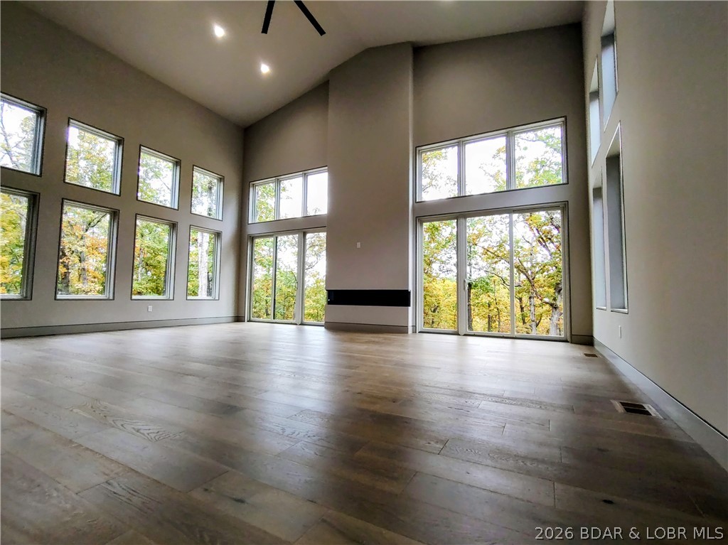 Deer Path - Residential