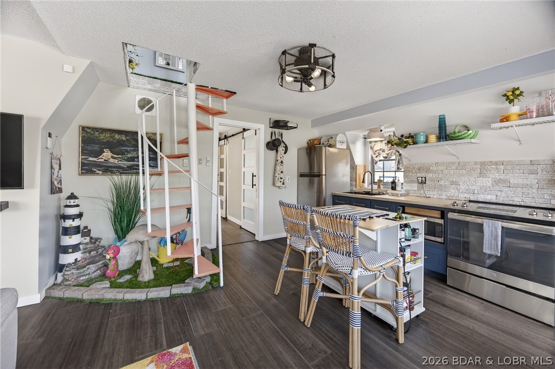 Pleasant Valley Acres - Residential