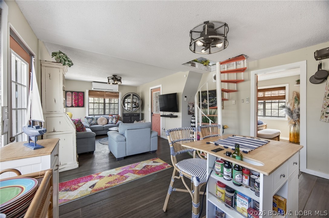 Pleasant Valley Acres - Residential