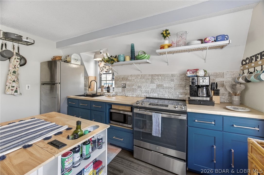 Pleasant Valley Acres - Residential