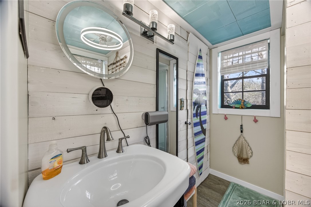 Pleasant Valley Acres - Residential