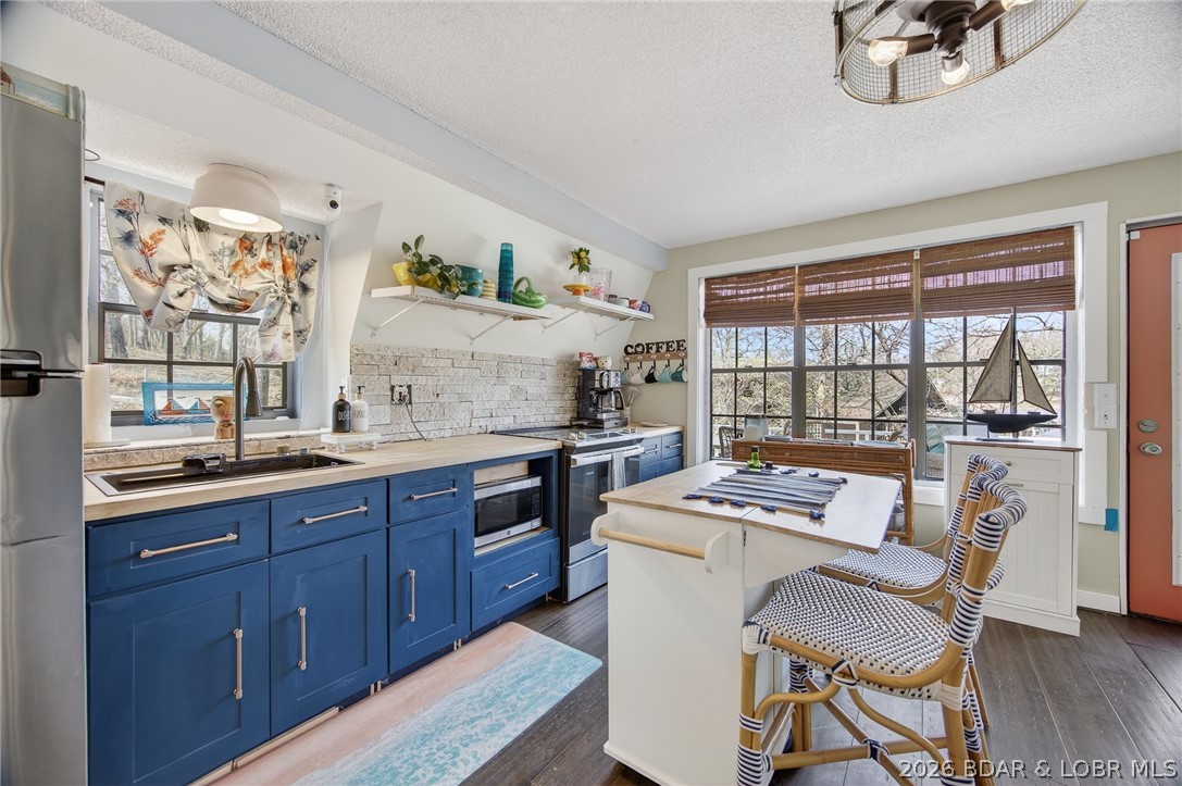 Pleasant Valley Acres - Residential