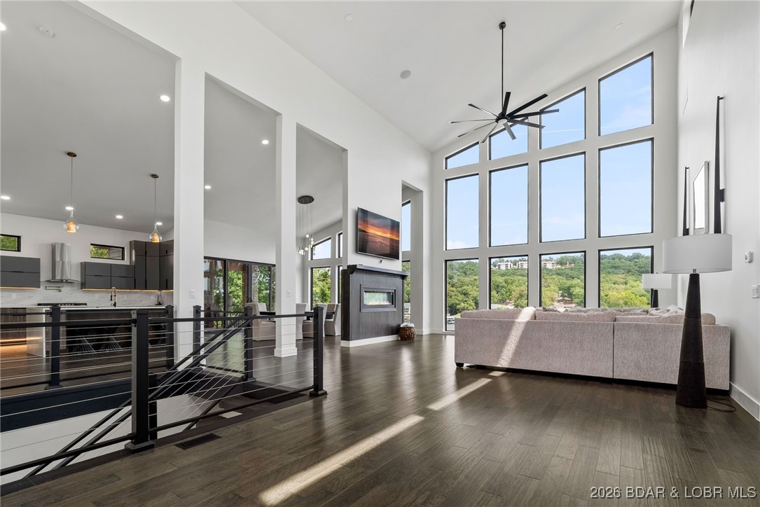 Country Club Estates No. 3 - Residential