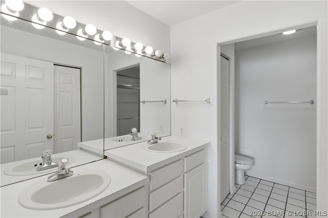 Emerald Bay Condominium - Residential