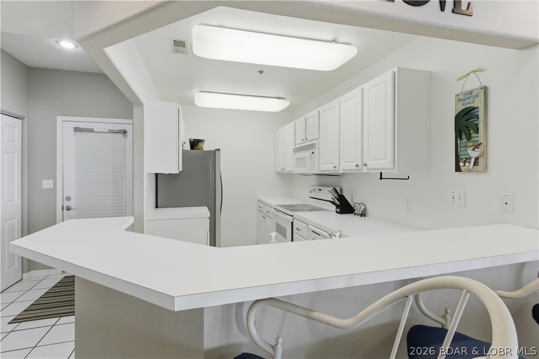 Emerald Bay Condominium - Residential