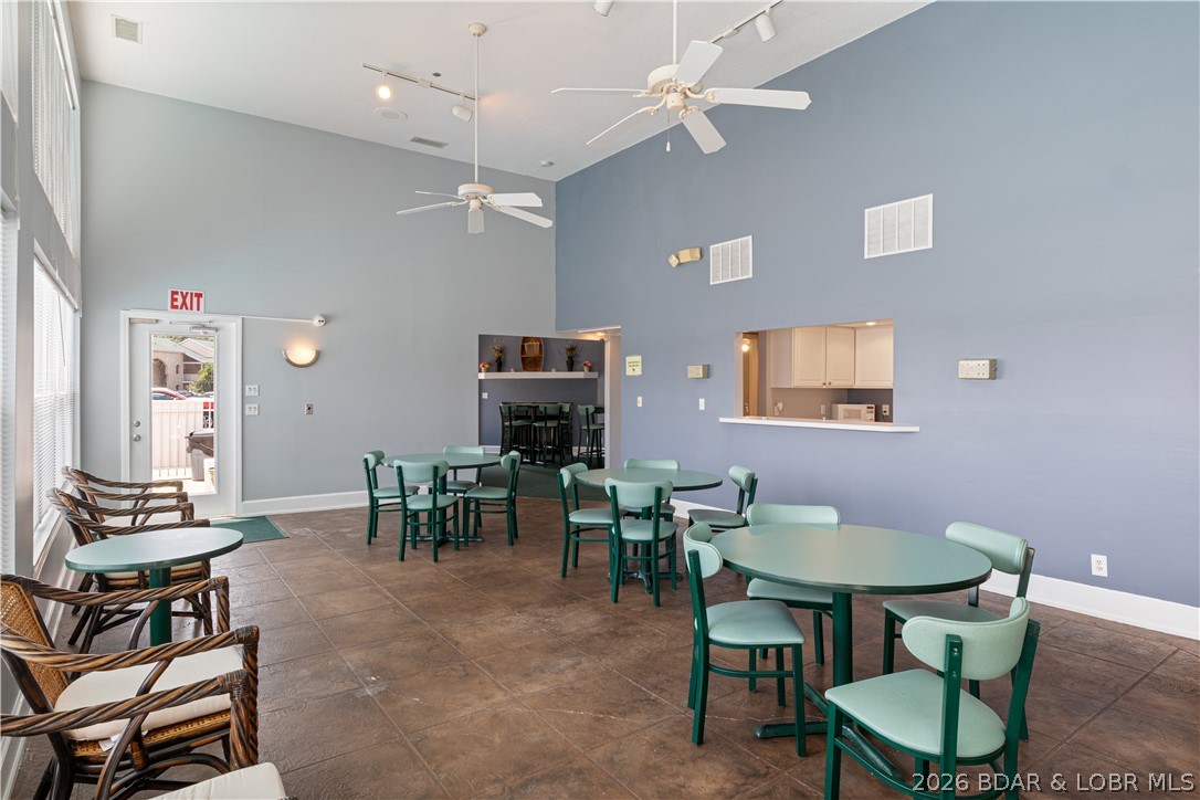 Emerald Bay Condominium - Residential