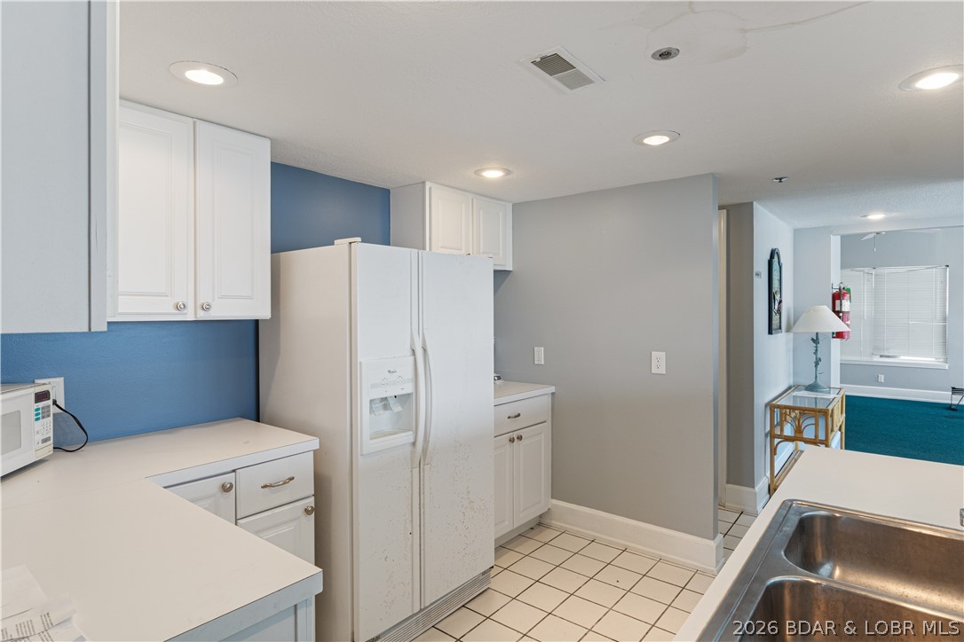 Emerald Bay Condominium - Residential