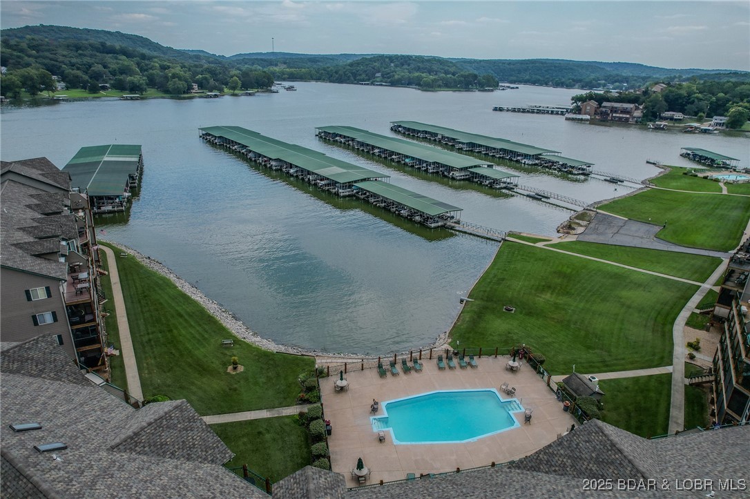 Cedar Glen Condominium - Residential