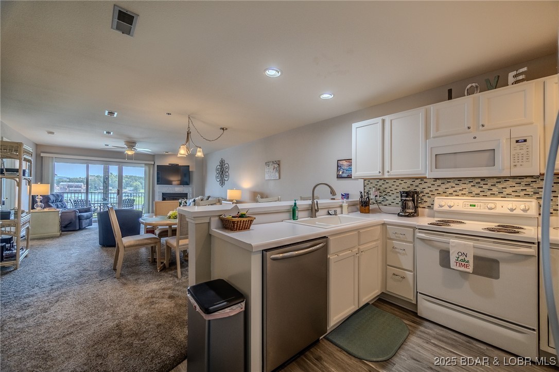 Cedar Glen Condominium - Residential