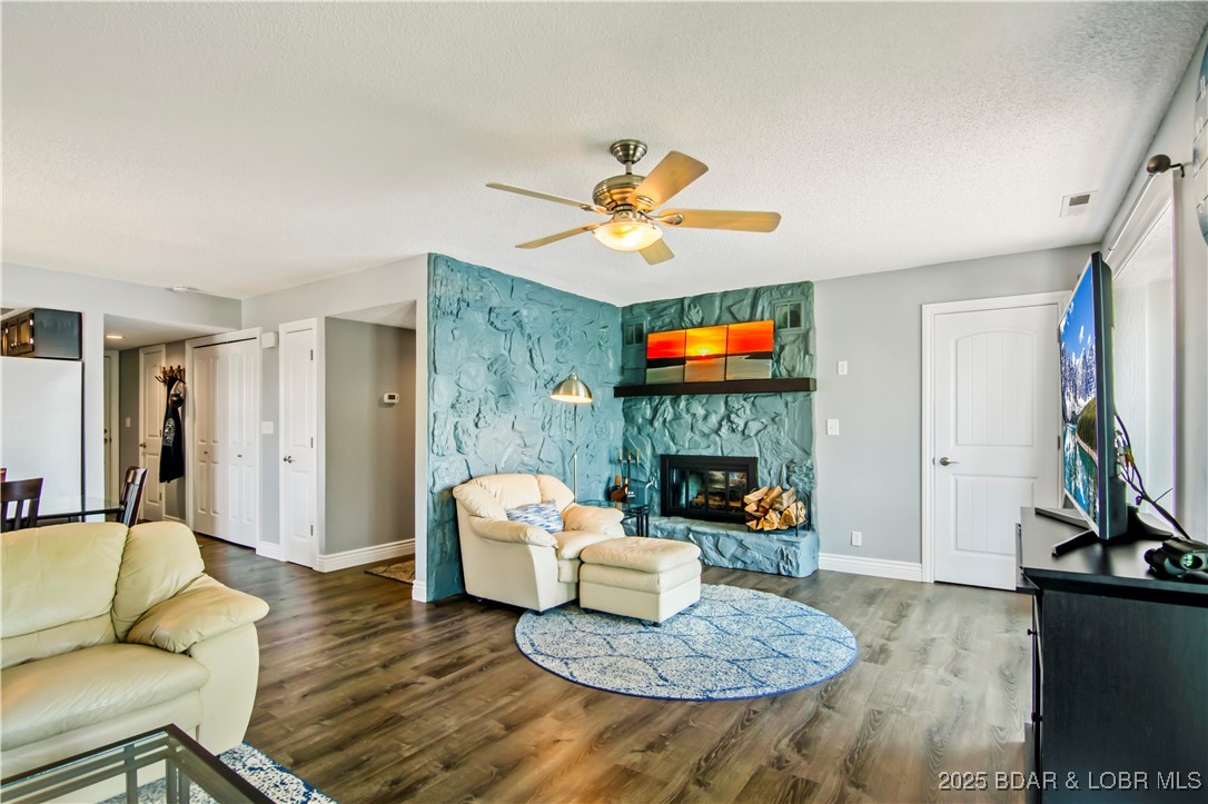 Osage Beach, Missouri 65049, United States, 3 Bedrooms Bedrooms, ,2 BathroomsBathrooms,Residential,Active,164978