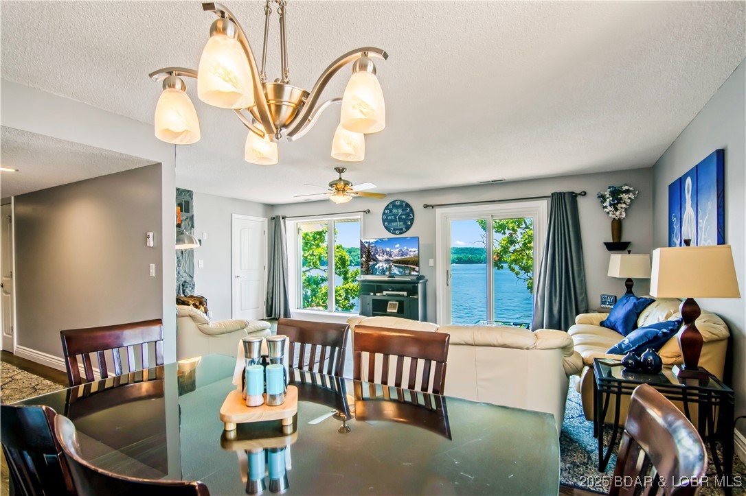 Osage Beach, Missouri 65049, United States, 3 Bedrooms Bedrooms, ,2 BathroomsBathrooms,Residential,Active,164978