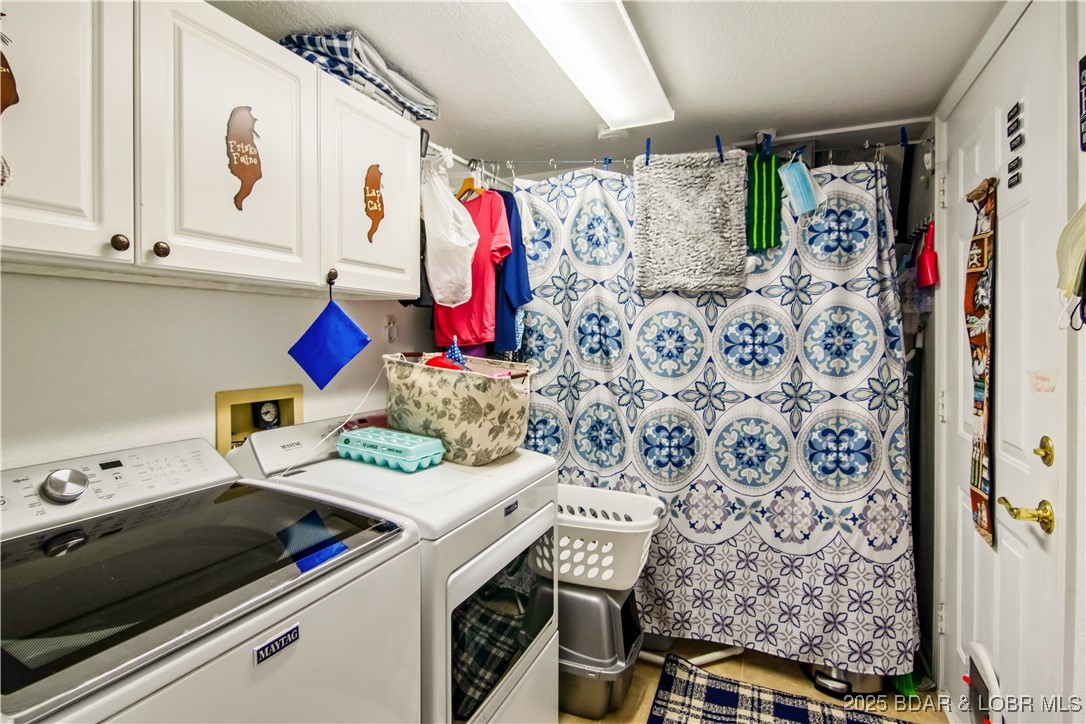 Osage Beach, Missouri 65065, United States, 2 Bedrooms Bedrooms, ,2 BathroomsBathrooms,Residential,Contingent,202674