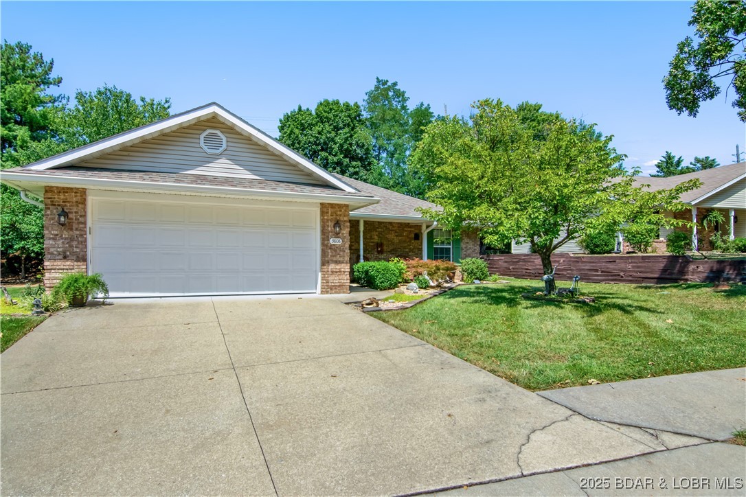 Osage Beach, Missouri 65065, United States, 2 Bedrooms Bedrooms, ,2 BathroomsBathrooms,Residential,Contingent,202674